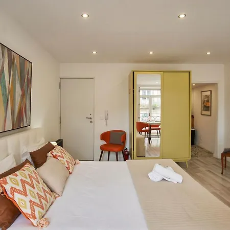 St. Francisco Flat * Oporto